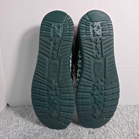 Hey Dude Wally Green Holiday Cheers Christmas Slip On Shoes Mens Size 12 Loafers main image 6